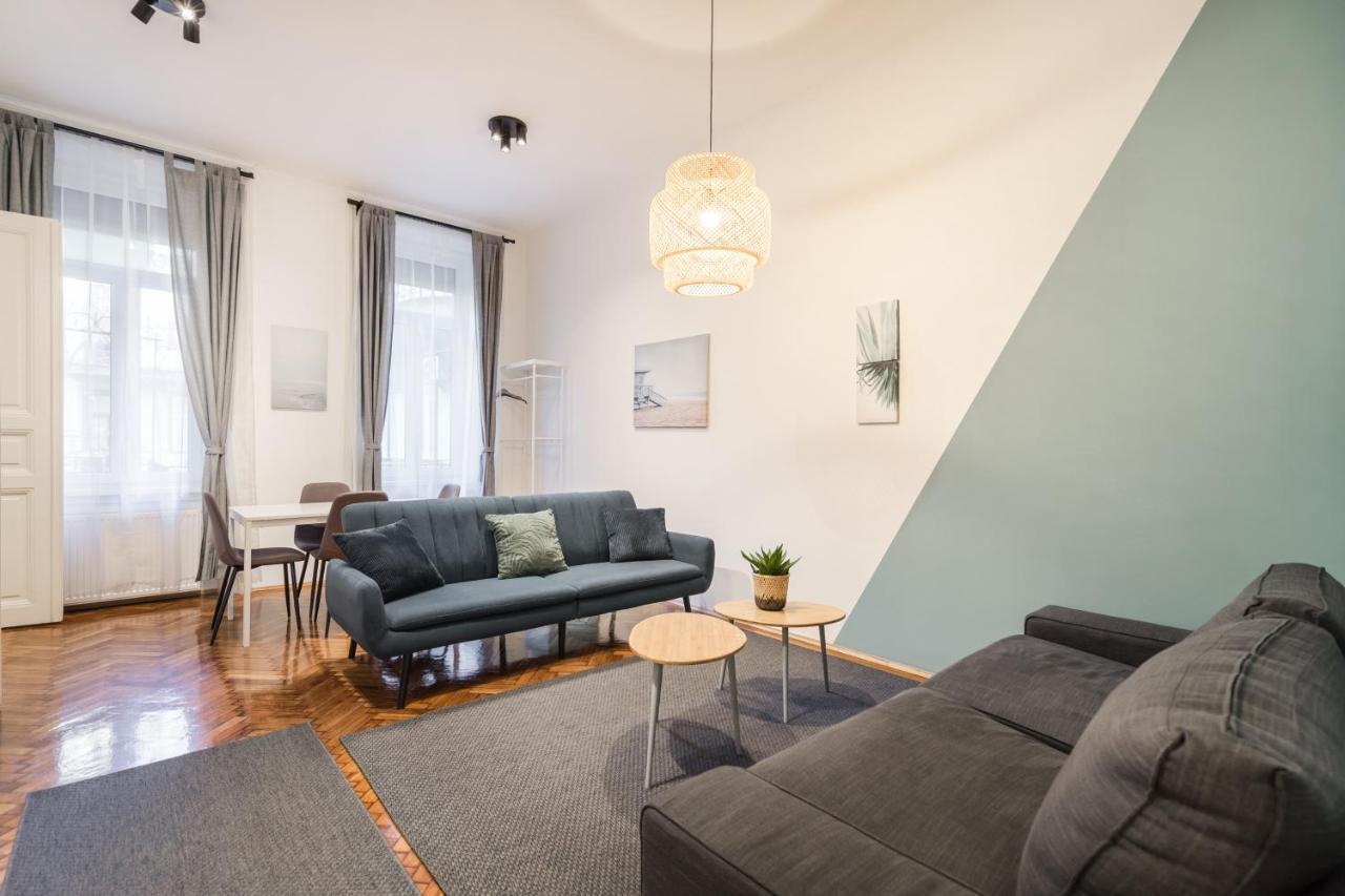 Apartment Downtown Budapest Ferenc 42 Exteriör bild