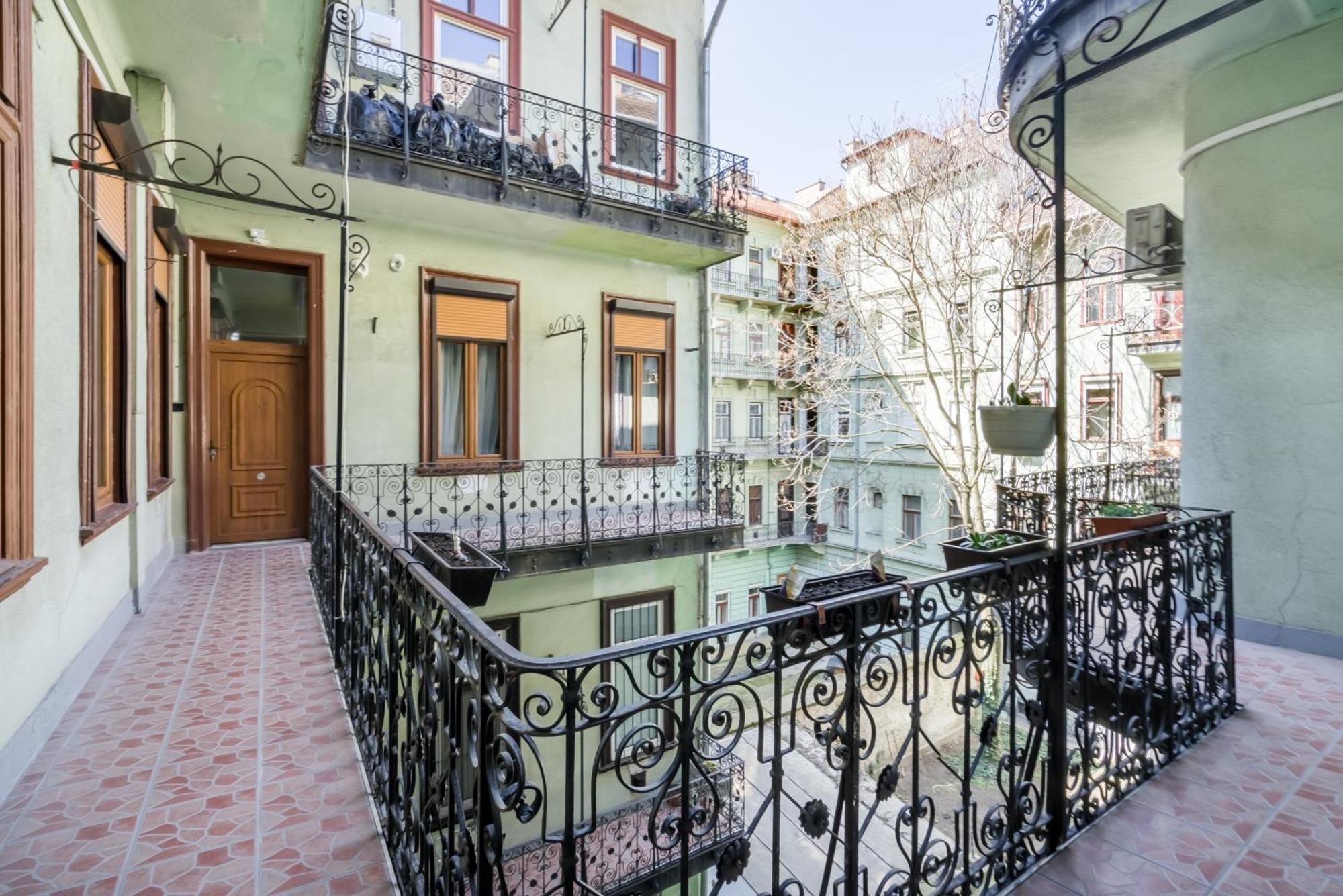 Apartment Downtown Budapest Ferenc 42 Exteriör bild